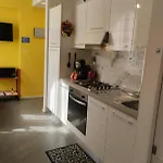 Casa Vacanze Buddy La Tua Base Per Visitare Il Mare Delle Cinque Terre Apartment *