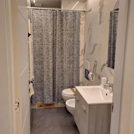 Apartament Casa Vacanze Buddy La Tua Base Per Visitare Il Mare Delle Cinque Terre La Spezia